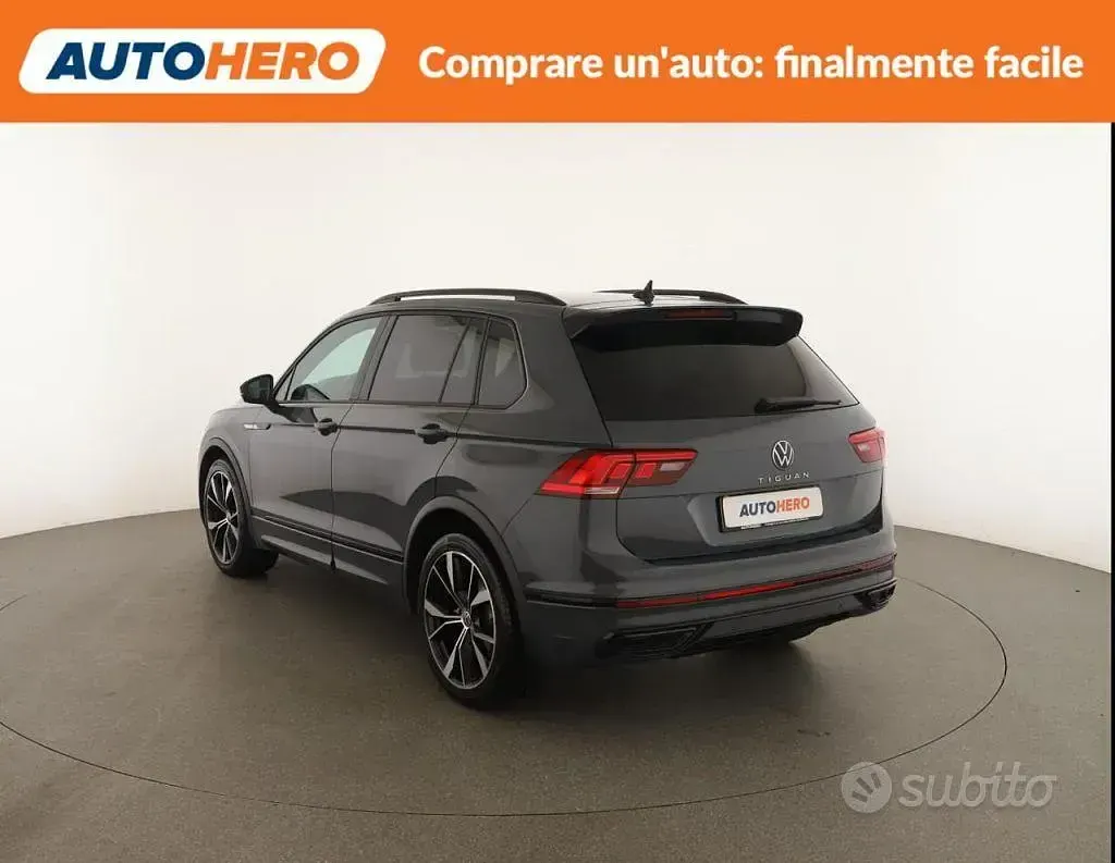 Usata VW Tiguan R-line 150 CV (110 kW) 2023 Grigio SUV