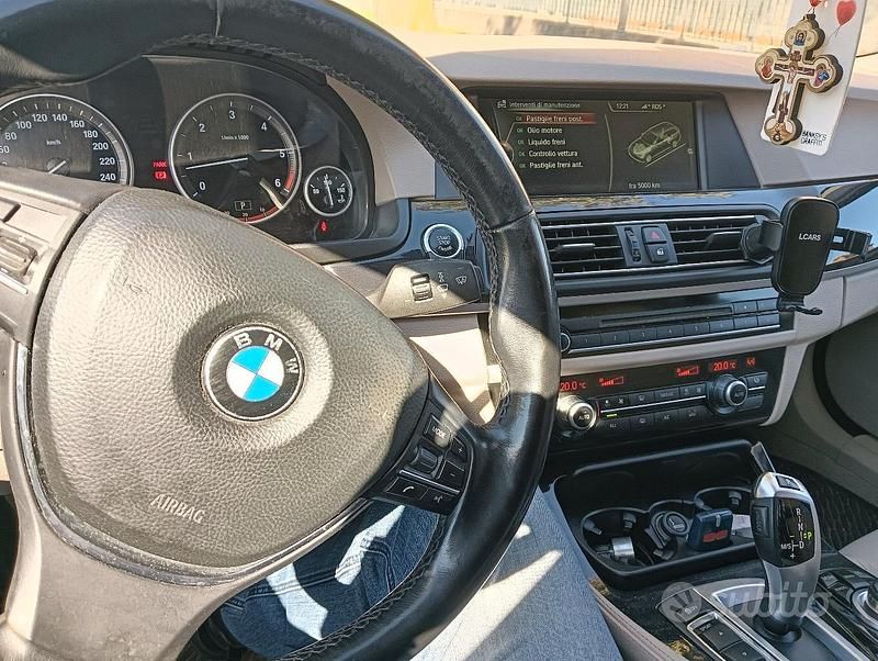 Begagnad BMW 530 258 HK (189 kW) 2013 Svart Kombi