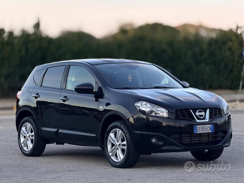 Nero Usata 2013 Nissan Qashqai SUV | 4900 € (Super prezzo) - Immagine 1/4