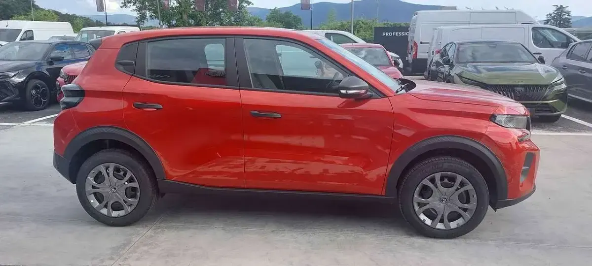 Nuova Citroën C3 101 CV (74 kW) 2026 Rosso SUV