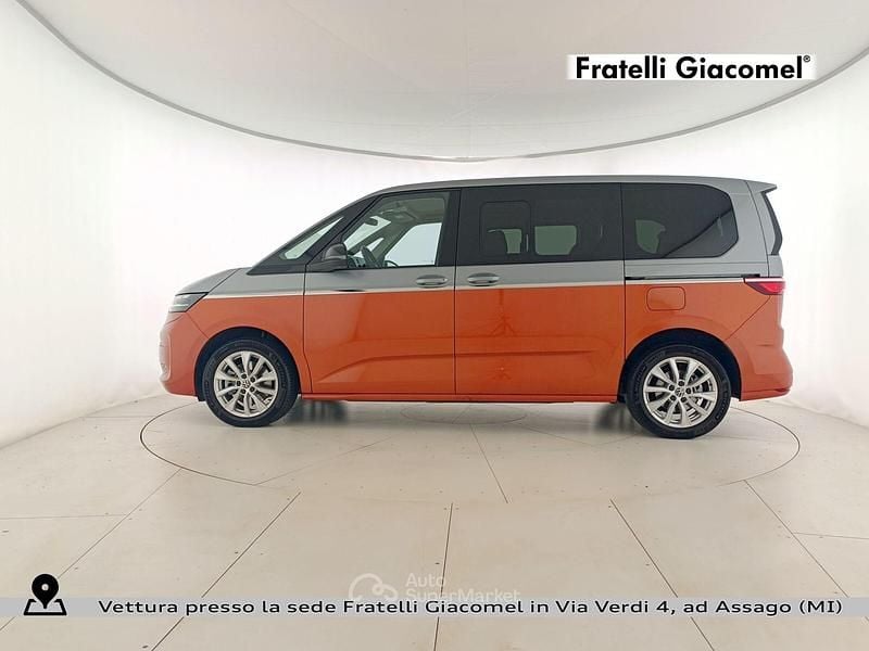 Usata VW Multivan Life 218 CV (160 kW) 2024 Argento Monovolume
