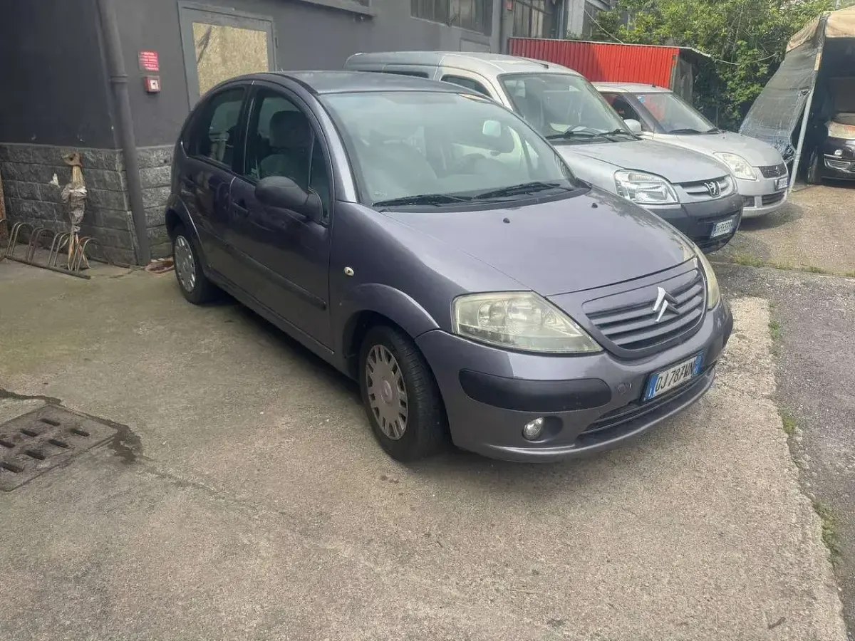 Usata Citroën C3 Exclusive 68 CV (50 kW) 2007 Grigio Berlina