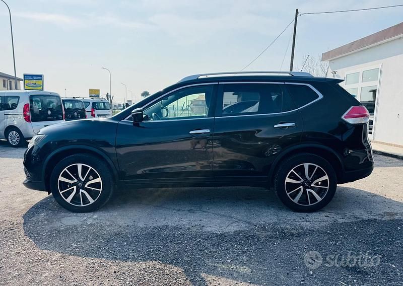 Usata Nissan X-Trail Acenta 131 CV (96 kW) 2016 Nero SUV