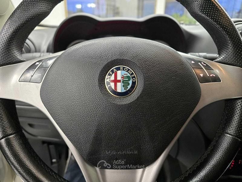 Usata Alfa Romeo MiTo 78 CV (57 kW) 2016 Bianco Utilitaria