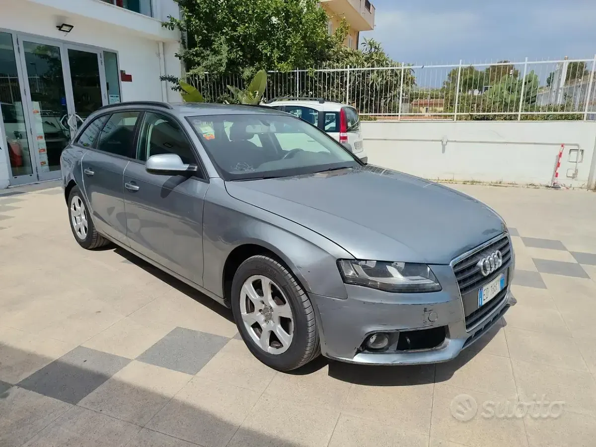 Usata Audi A4 143 CV (105 kW) 2010 Grigio Station wagon