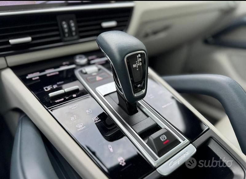 Usata Porsche Cayenne 462 CV (339 kW) 2022 Blu SUV