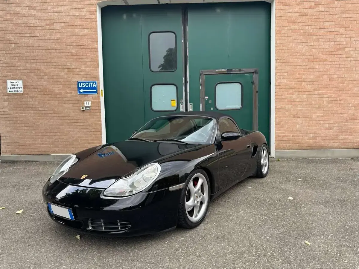 Usata Porsche Boxster 252 CV (185 kW) 2001 Nero Cabrio