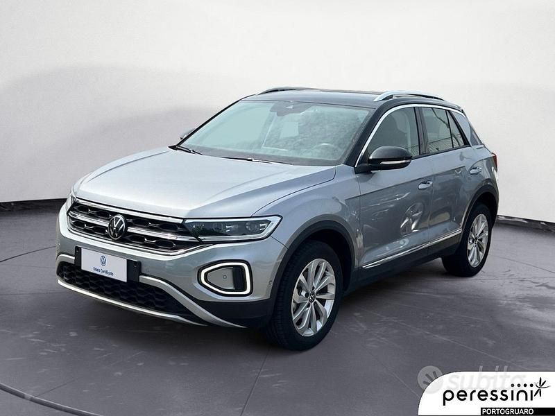 Grigio Usata 2022 VW T-Roc Style SUV | 22.900 € (Buon prezzo) - Immagine 1/4