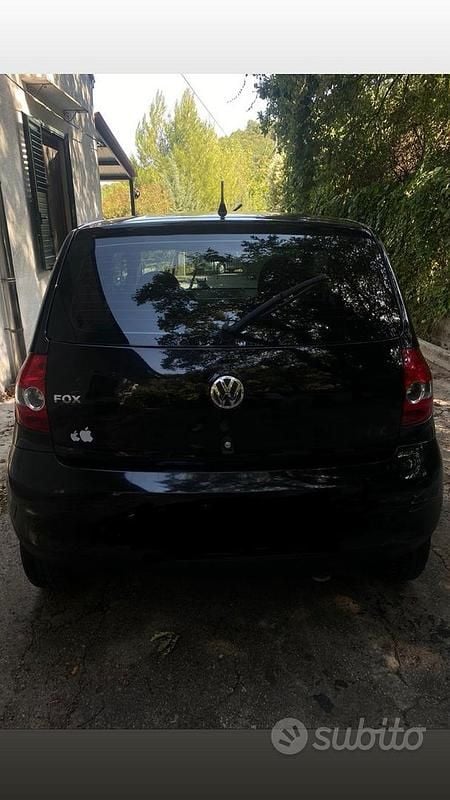 Usata VW Fox 54 CV (39 kW) 2008 Nero Utilitaria