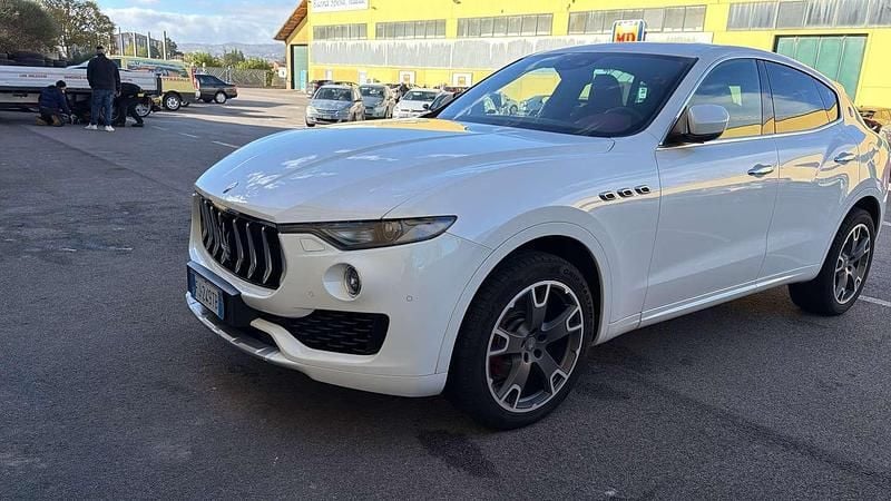 Usata Maserati Levante 275 CV (202 kW) 2017 SUV