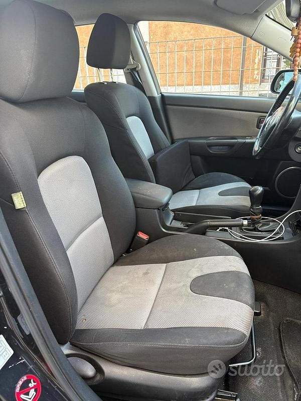 Usata Mazda 3 109 CV (80 kW) 2006 Nero Berlina