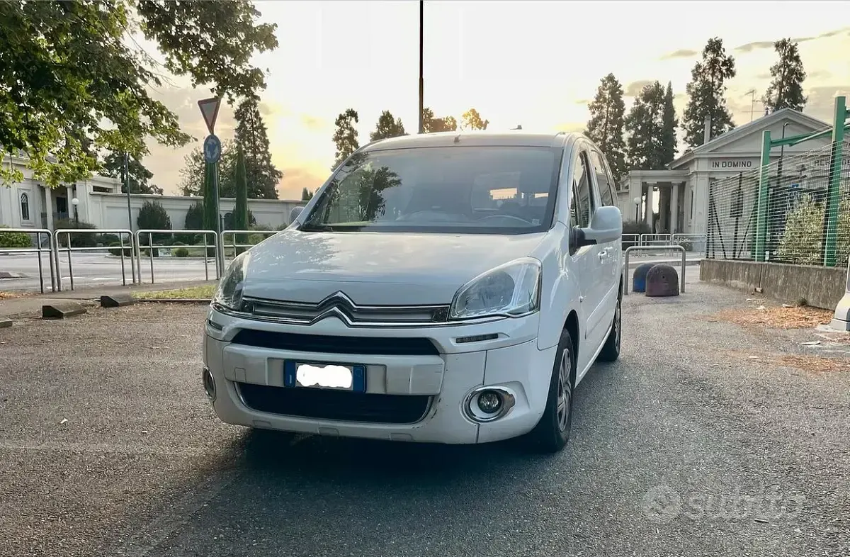 Usata Citroën Berlingo 90 CV (66 kW) 2015 Bianco Monovolume