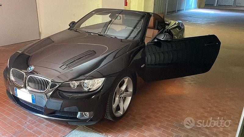 Usata BMW 330 Cabriolet 231 CV (169 kW) 2009 Nero Cabrio