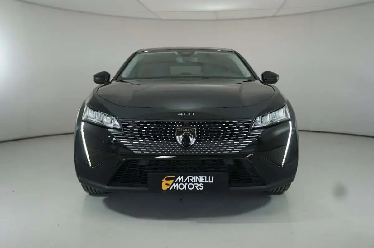 Usata Peugeot 408 Allure 136 CV (100 kW) 2025 Nero SUV
