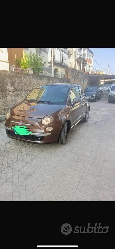 Usata Fiat 500 75 CV (55 kW) 2010 Marrone Utilitaria