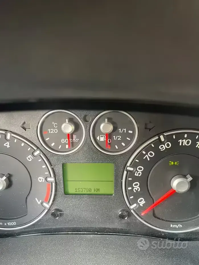Usata Ford Fusion 80 CV (58 kW) 2007 Bluazzurro Utilitaria