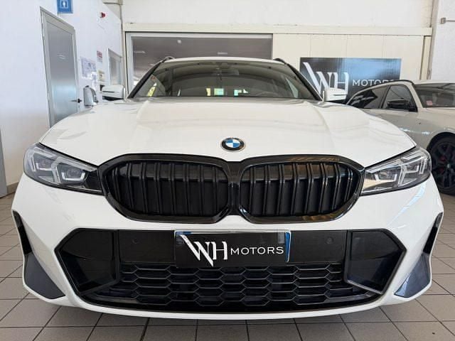 Usata BMW 330 M Sport 286 CV (210 kW) 2023 Bianco Station wagon