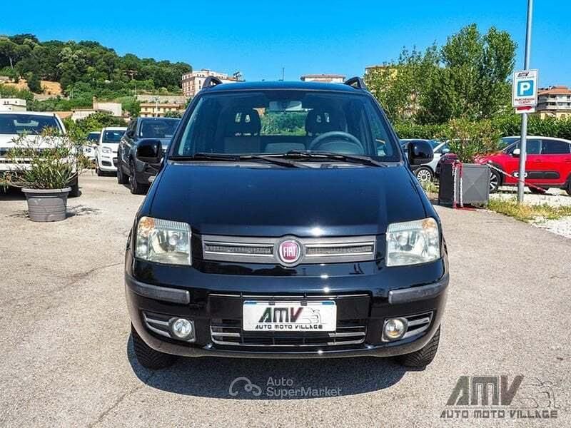 Usata Fiat Panda 4x4 69 CV (50 kW) 2006 Nero Utilitaria