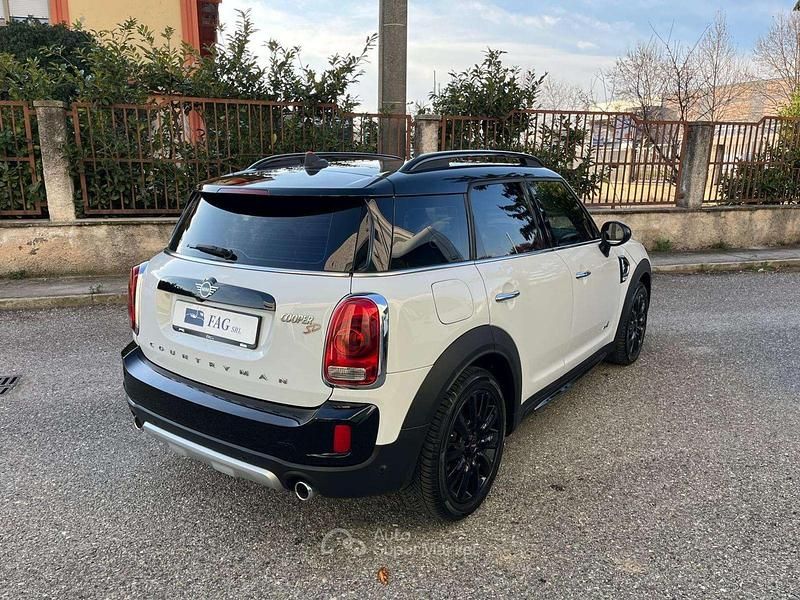 Usata Mini Cooper Countryman Hype 190 CV (139 kW) 2019 Bianco SUV