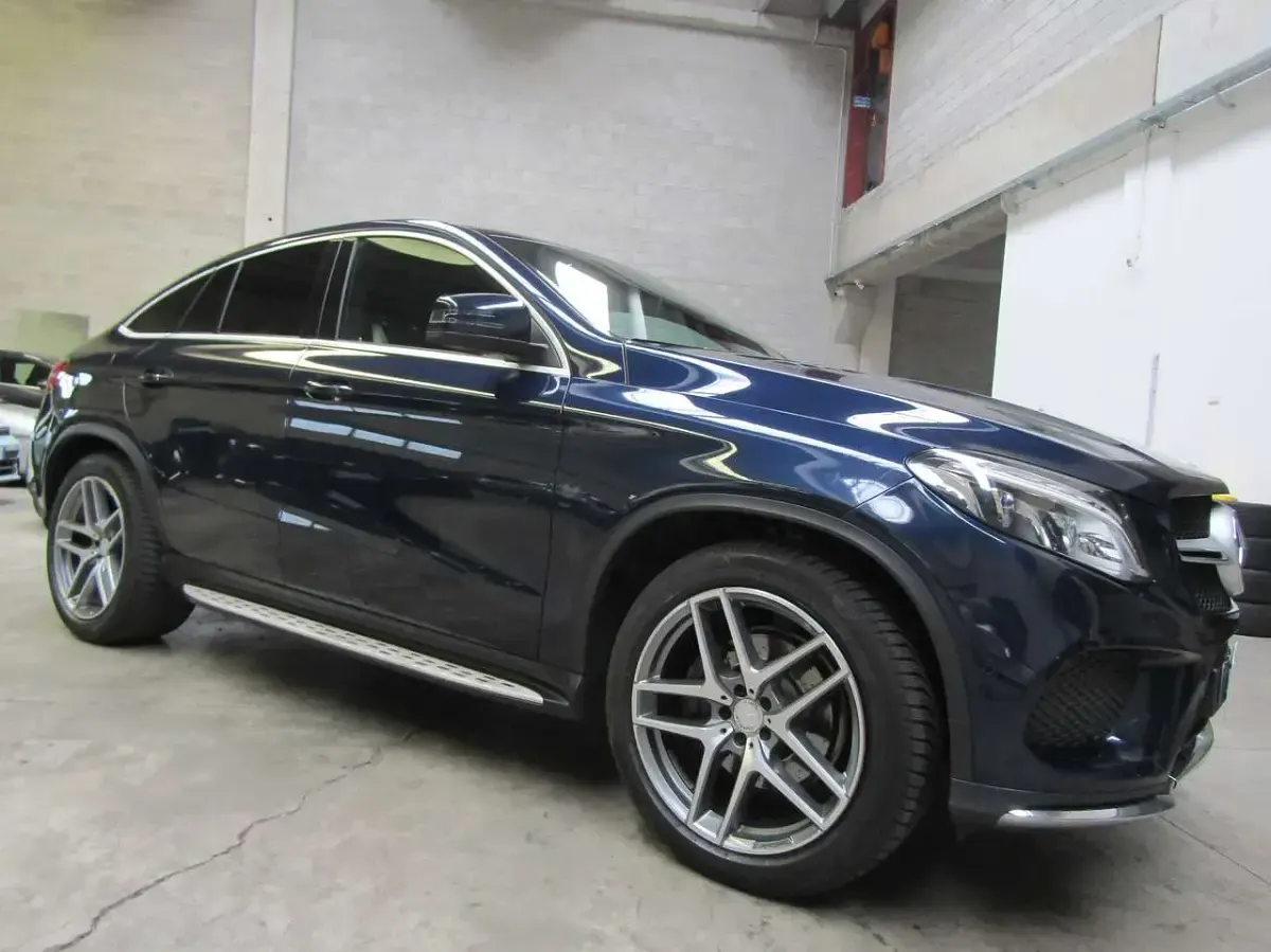 Usata Mercedes GLE350 Premium Plus 258 CV (189 kW) 2016 Blu metallizzato SUV
