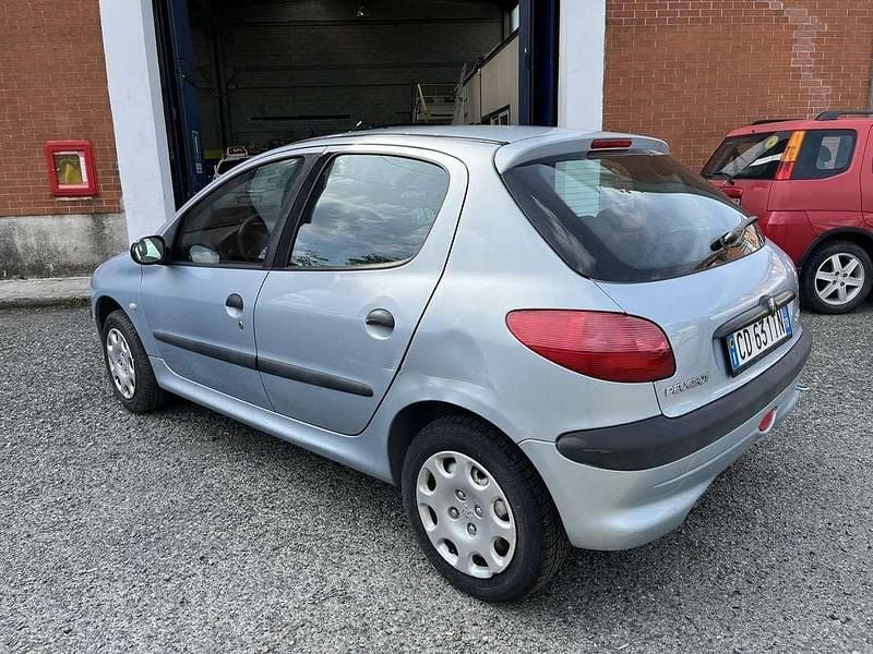 Usata Peugeot 206 75 CV (55 kW) 2002 Berlina