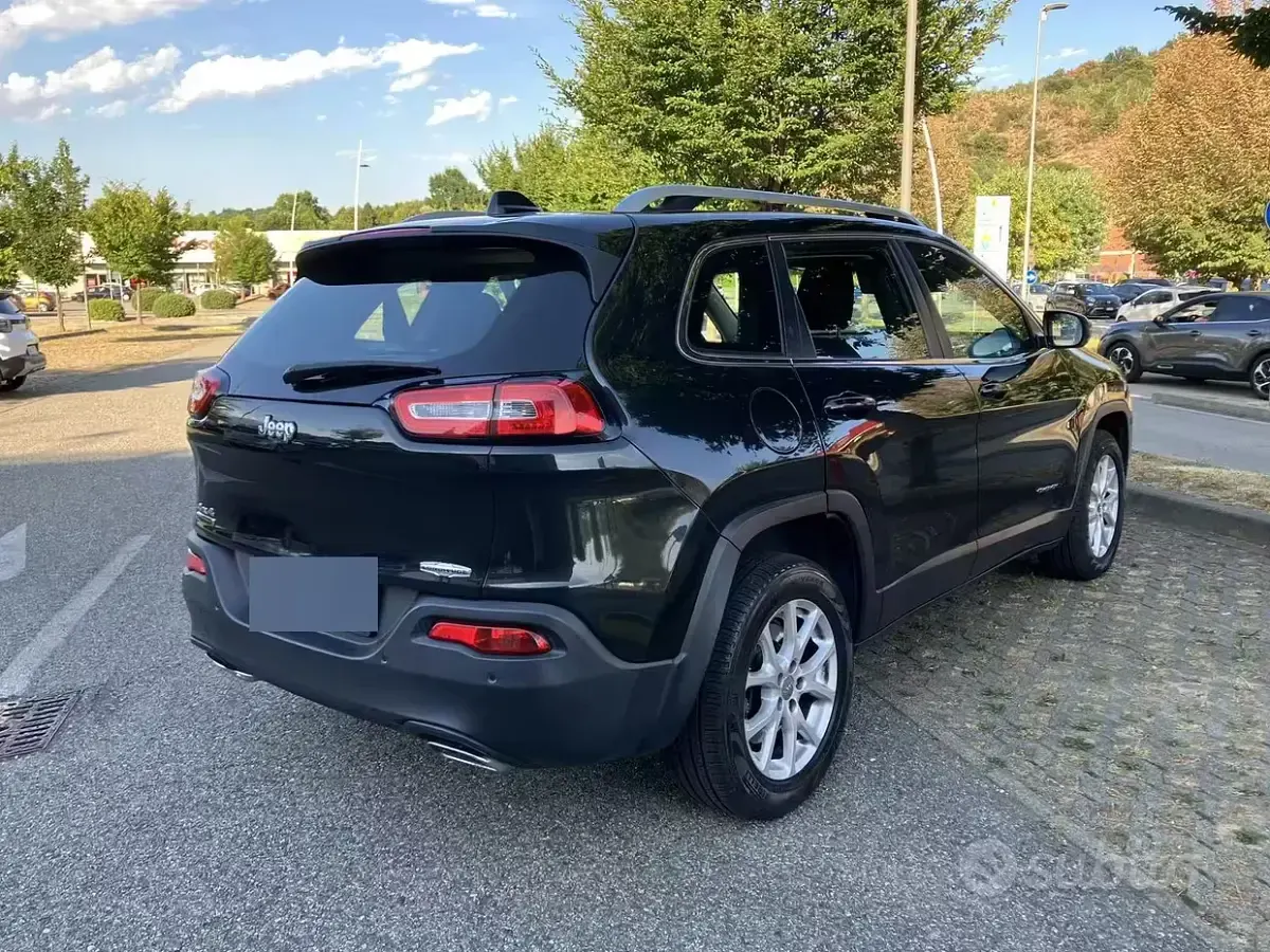 Usata Jeep Cherokee 170 CV (125 kW) 2015 Nero SUV
