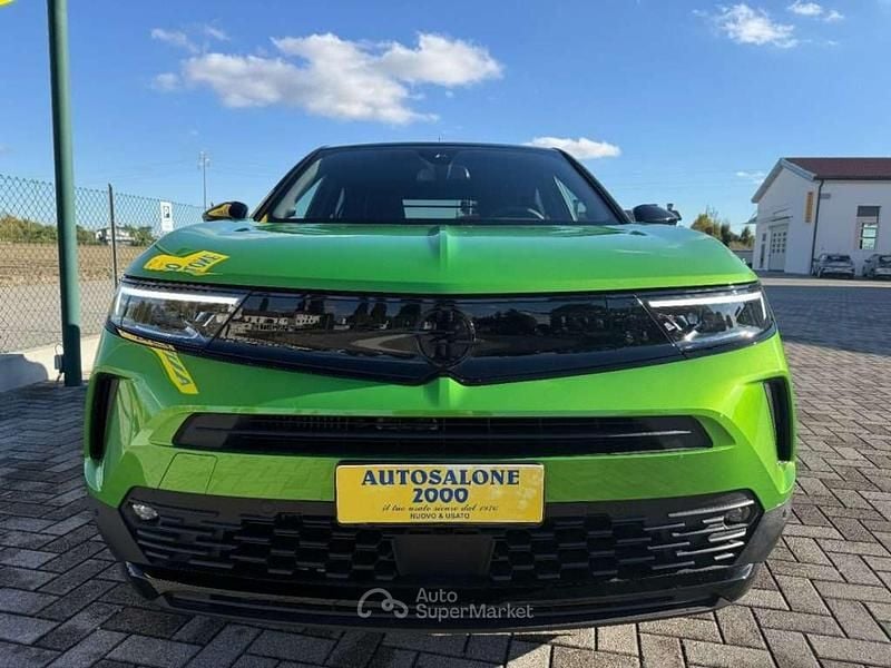 Usata Opel Mokka 101 CV (74 kW) 2024 Verde SUV