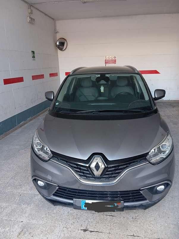 Usata Renault Grand Scénic IV Intens 110 CV (80 kW) 2017 Argento Monovolume