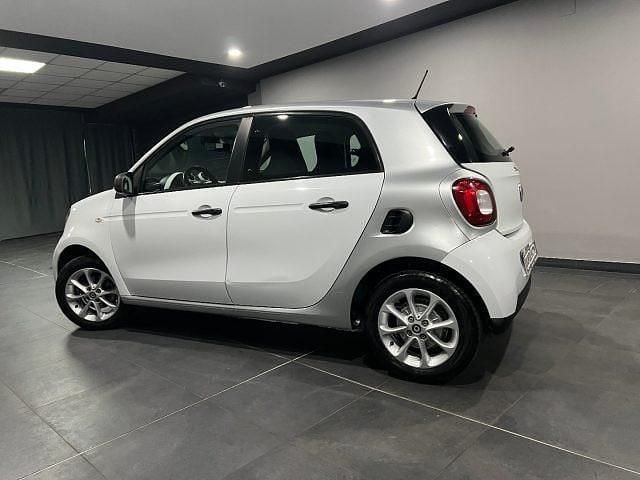 Usata Smart ForFour 71 CV (52 kW) 2016 Bianco Utilitaria