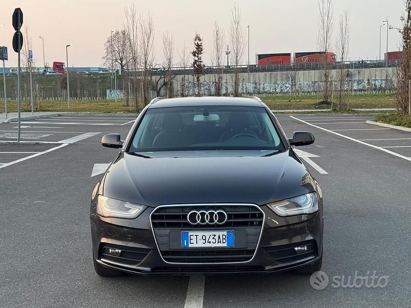 Usata Audi A4 Advanced 177 CV (130 kW) 2014 Blu Station wagon