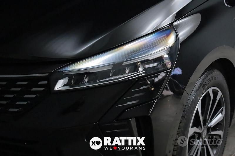 Usata Renault Clio V Techno 91 CV (66 kW) 2025 Nero Berlina