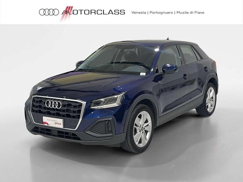 Usata Audi Q2 Business Plus 116 CV (85 kW) 2022 Bleu metallizzato scuro SUV