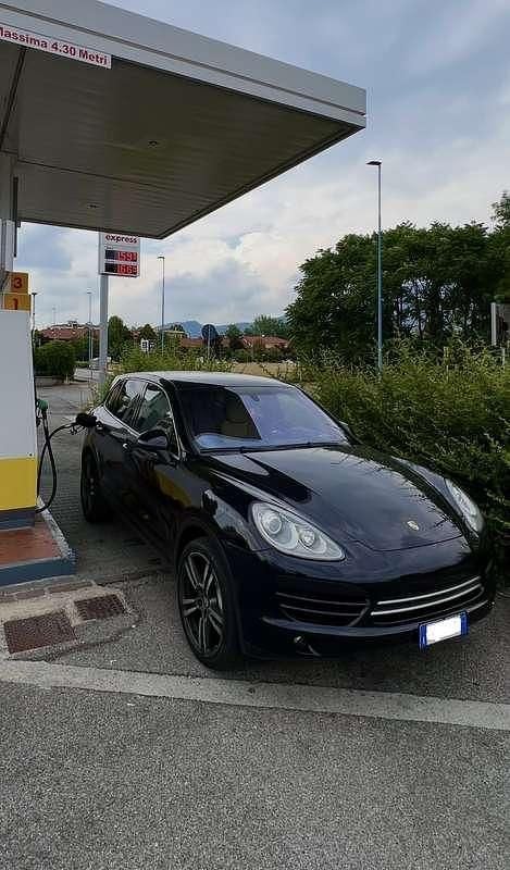 Usata Porsche Cayenne Platinum Edition 245 CV (180 kW) 2014 SUV