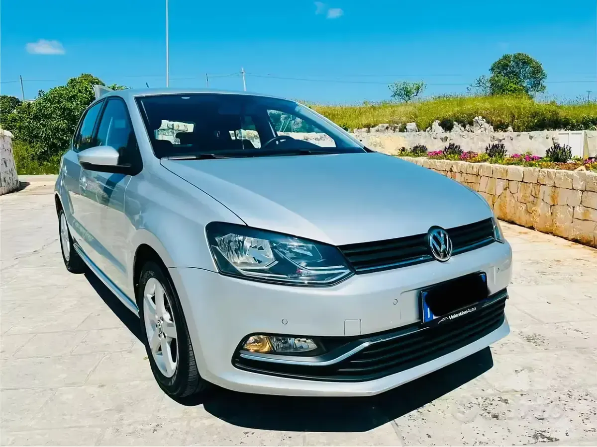Begagnad VW Polo 75 HK (55 kW) 2014 Grå Sedan