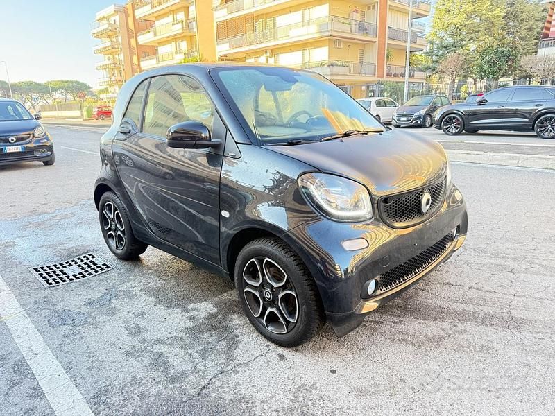 Usata Smart ForTwo Coupé Prime 90 CV (66 kW) 2018 Nero Coupé