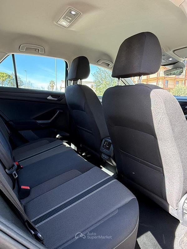 Usata VW T-Roc Style 110 CV (80 kW) 2021 Gray SUV