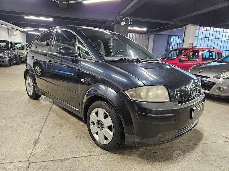 Usata Audi A2 75 CV (55 kW) 2000 Nero Utilitaria