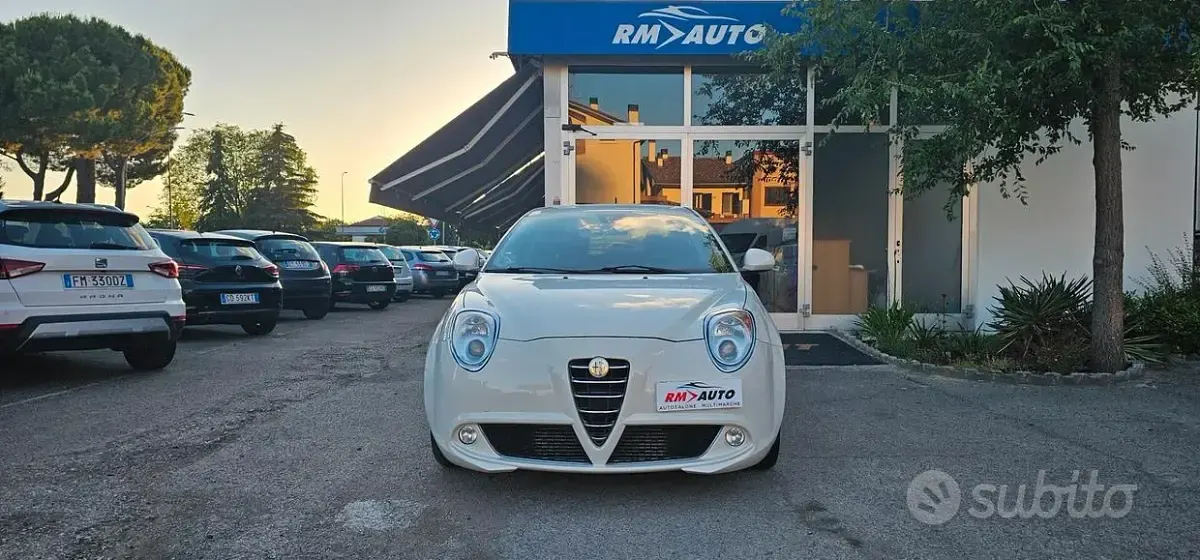 Usata Alfa Romeo MiTo Distinctive 120 CV (88 kW) 2011 Bianco Utilitaria