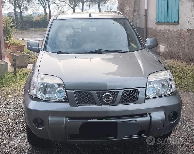 Usata Nissan X-Trail 136 CV (100 kW) 2006 Grigio SUV