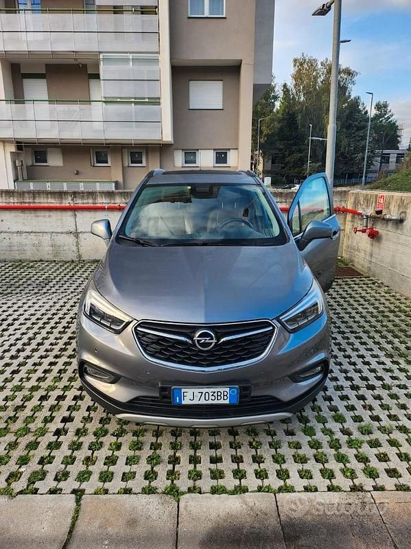 Usata Opel Mokka 140 CV (102 kW) 2017 Grigio SUV