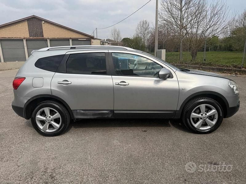 Usata Nissan Qashqai +2 SE 149 CV (109 kW) 2009 Grigio SUV
