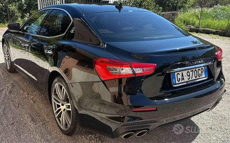 Usata Maserati Ghibli 250 CV (183 kW) 2020 Nero Berlina