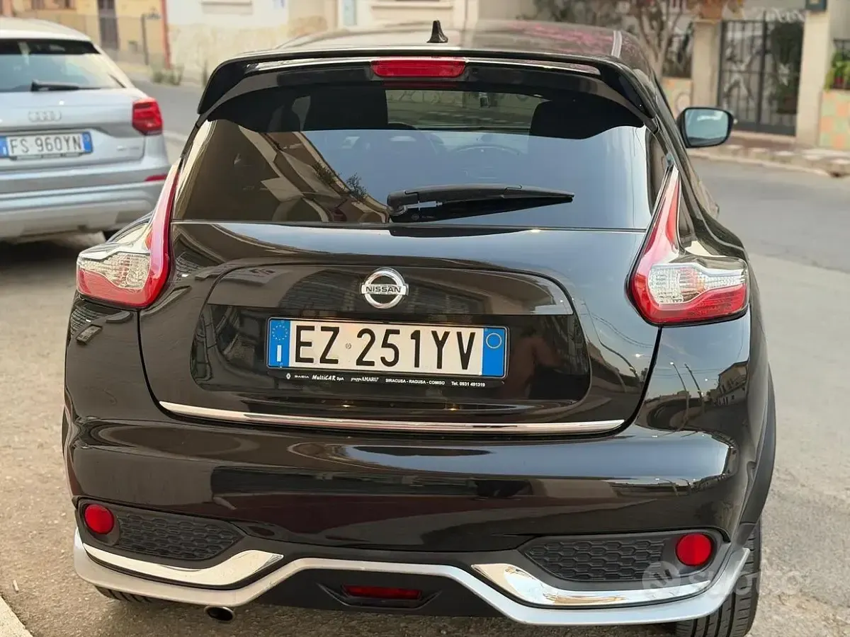 Usata Nissan Juke Acenta 110 CV (80 kW) 2015 Nero SUV