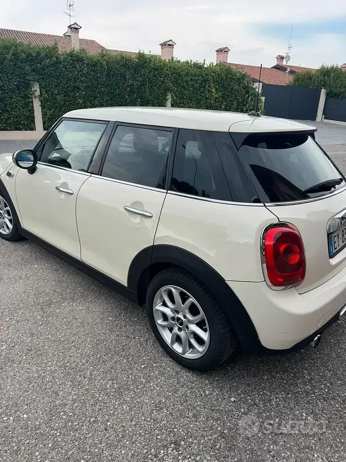 Usata Mini Cooper 95 CV (69 kW) 2015 Utilitaria