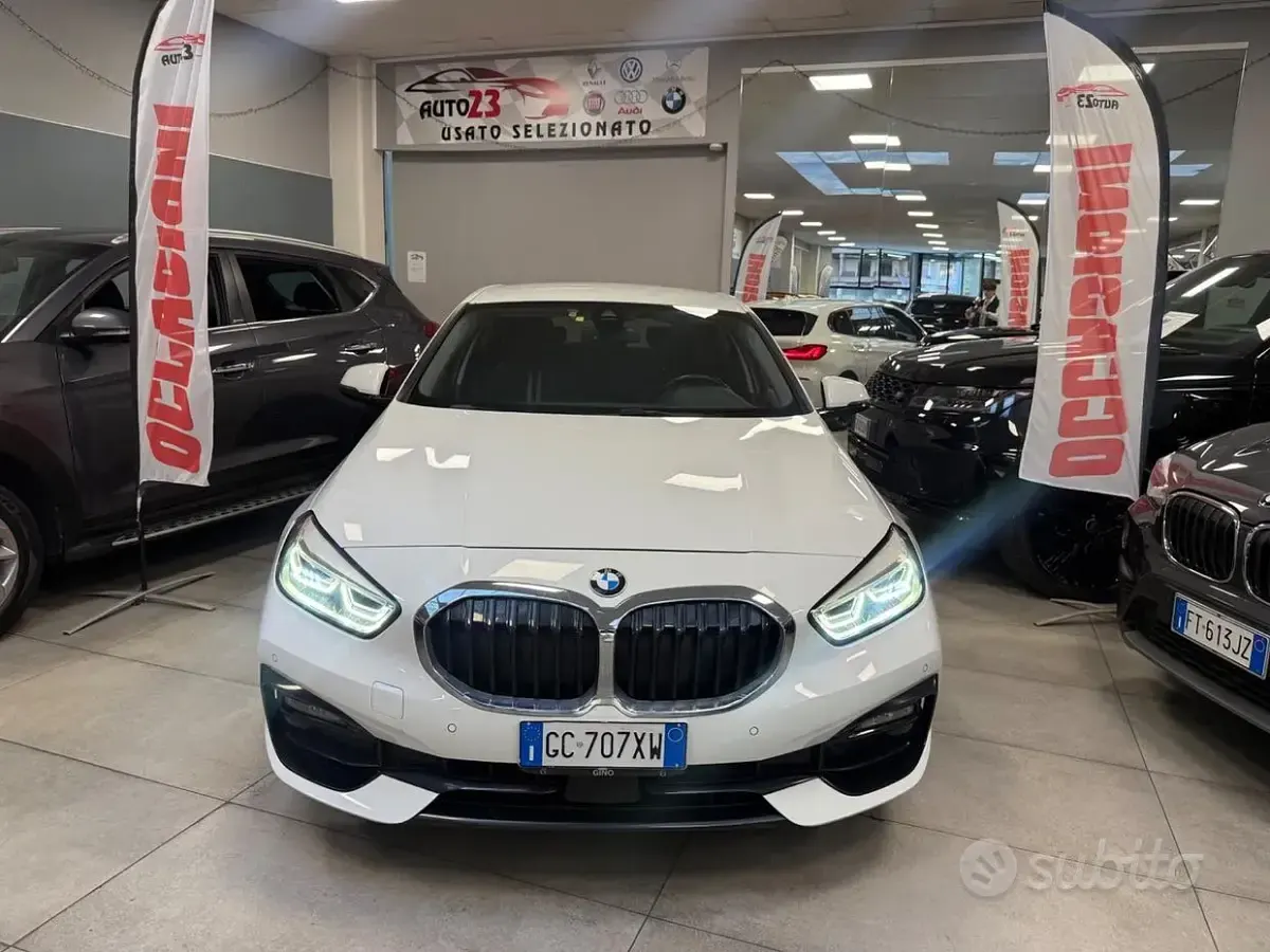 Usata BMW 116 Sport Line 116 CV (85 kW) 2020 Bianco Utilitaria