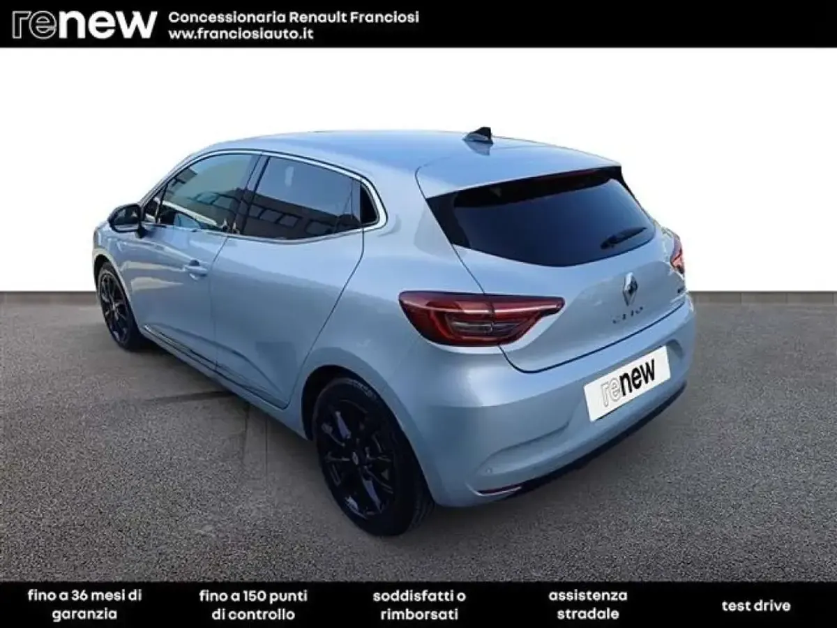 Usata Renault Clio V Techno 91 CV (66 kW) 2023 Grigio