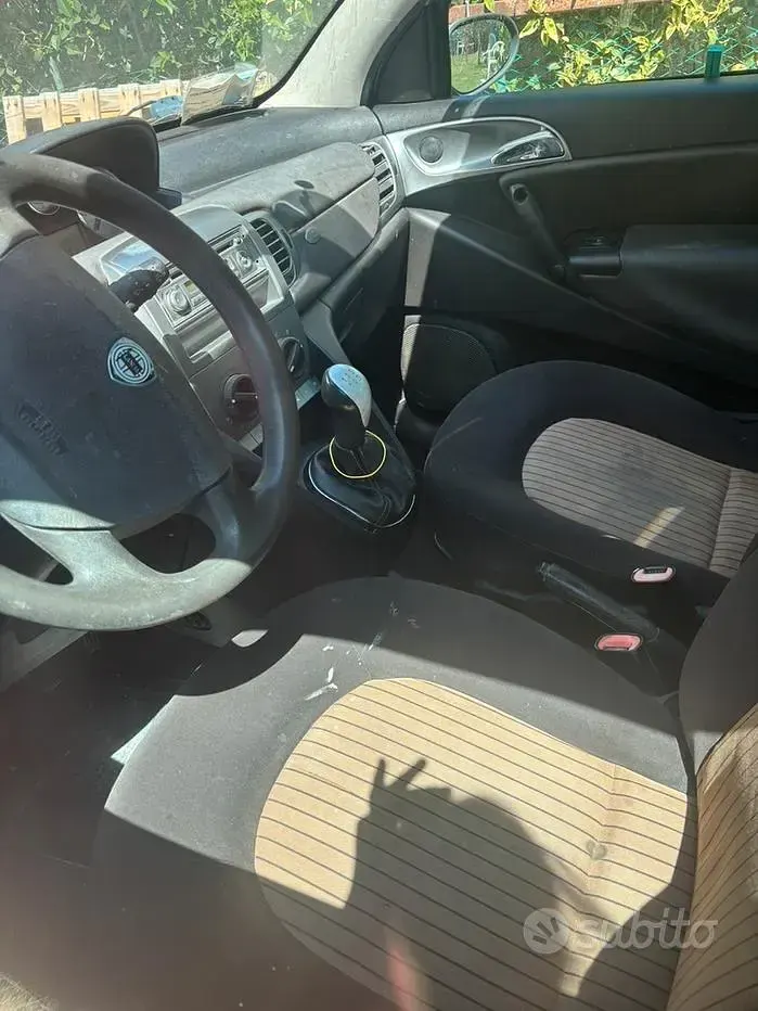 Usata Lancia Ypsilon 90 CV (66 kW) 2007 Utilitaria