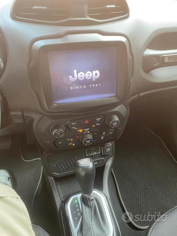 Usata Jeep Renegade 150 CV (110 kW) 2021 Grigio SUV