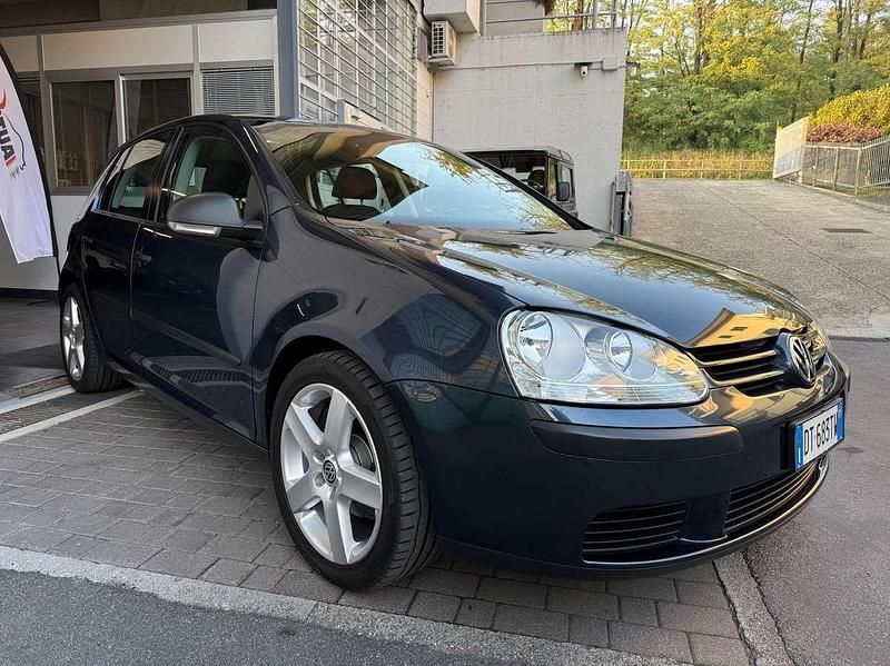 Usata VW Golf V 105 CV (77 kW) 2007 Blu/azzurro Berlina
