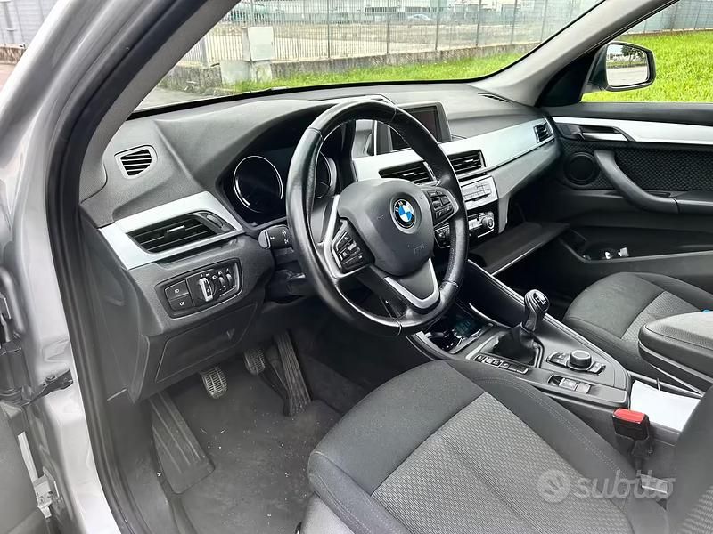 Usata BMW X1 Advantage 140 CV (102 kW) 2019 Grigio SUV
